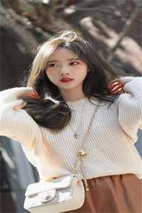 全文章节官场：部长女儿爱上我