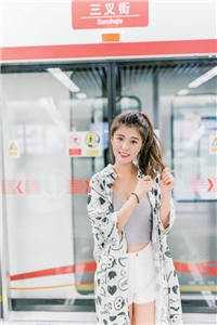 趁女兄弟憨憨，忽悠她给我当老婆火爆小说