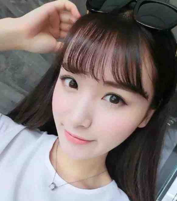 畅读全文入错洞房后，我跟阴鸷权臣去种田