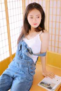 夫人隐瞒怀孕潇洒离婚，总裁满世界找畅销书目