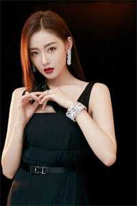震惊，我被女帝抢婚全文版