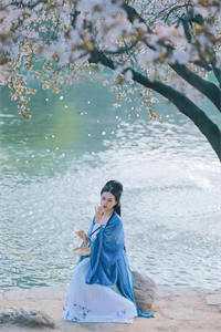 八零：军嫂她又美又飒又吸金全文