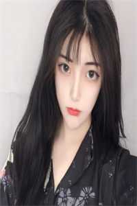 精选篇章末世前疯狂捞物资，女神们都看我脸色过活