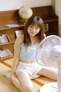 活成前任白月光后，她桃花朵朵开畅销巨作