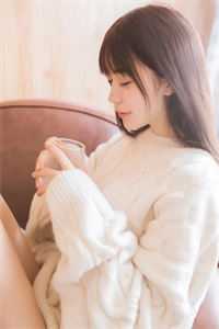 精品睁眼女儿跪在身前，我救她于水火