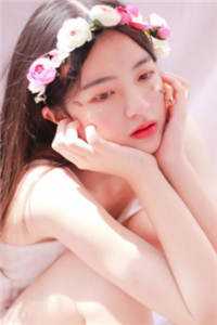 趁乱搬空女主仓库，她在荒年吃饱穿暖热门小说