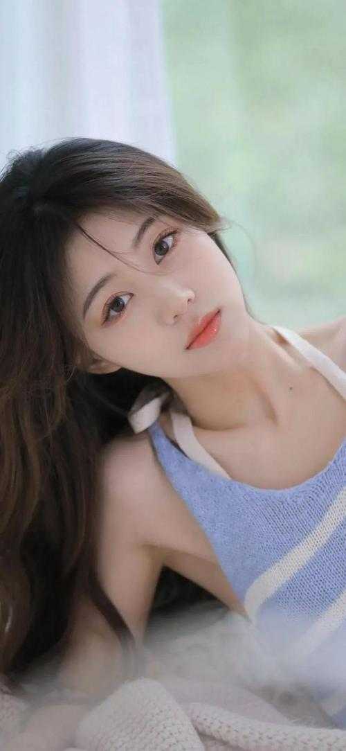 穿成大反派：专割气运之子韭菜畅销小说推荐