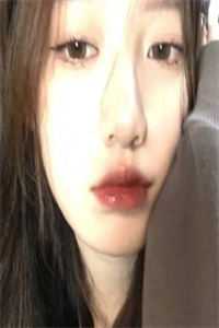 文章精选穿成霸总妻，我炮灰碾压女主角！