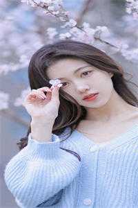 精品文被拉去当替身？我靠绝世名曲转正了