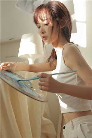 精品推介穿成胖妞后我嫁给了俊美兵哥