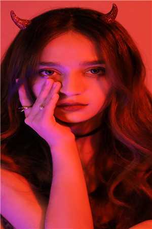 全文章节娶了女魔头后，我在游戏世界横行无忌