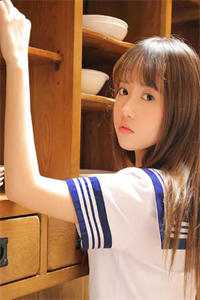 重生后，她撇下弟妹独善其身畅销书目