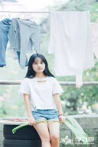 精选全文综武：收集群芳谱，从小龙女初吻开始