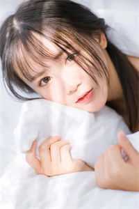 全章节团宠妹控：哥哥们又扒我的小马甲