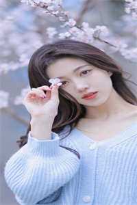 三国：开局被塞美人，这主公值精品推介