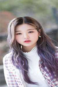 嫁给穷小子后，她成了百亿富婆文章全文