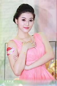 为了改命，在新婚夜撒腿就跑