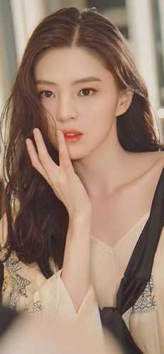 穿越八零：美艳军嫂被公婆溺爱了