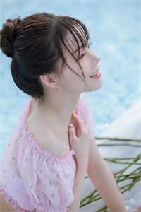 咸鱼修仙行不通，师妹以雷名全宗