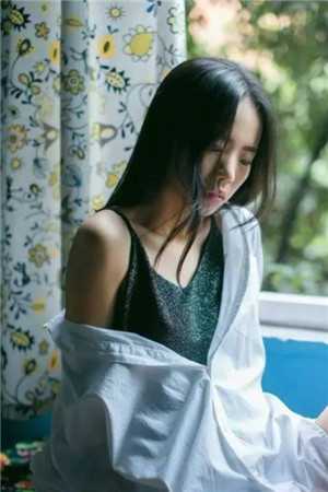 穿成阔太后，她带娃畅游娱乐圈