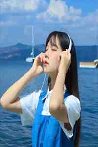 穿书女配被反派一家团宠了
