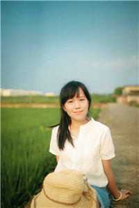 军婚撩人：倒霉女配高嫁清冷军官