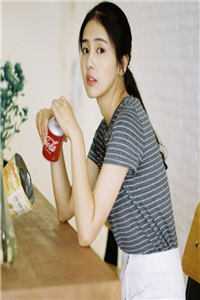 穿书末世女配：她躺平也能赢顾落岑延