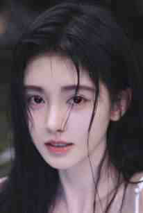重生后，囤千亿物资，带崽躺平末世