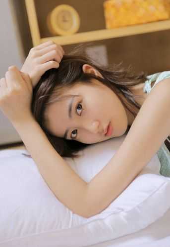 海王悔婚当日，美貌教授求娶我