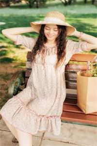 穿越后，俺成了村里的富婆