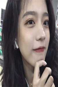 穿成阔太后，她带娃畅游娱乐圈