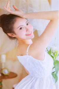 闪婚影帝，娇软甜妻暗中哄