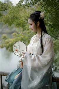 重生五年后，影帝老公他又撩又甜