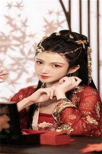 小说老祖宗窥屏我刷短视频