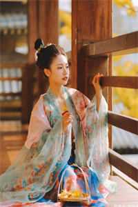 家有奸臣初长成