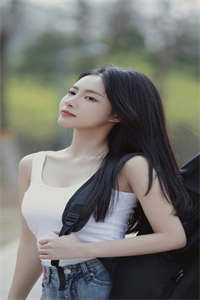 穿书后，男主对她偏执入骨