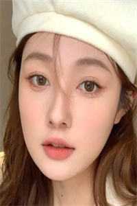 小说啥？我开的孤儿院火遍全国了？