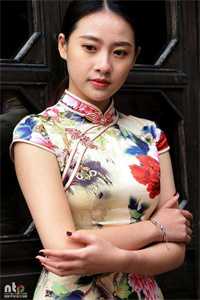 夫人才是真大佬，总裁甘愿做她裙下臣