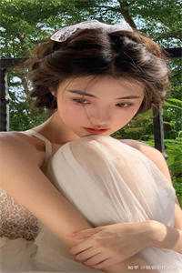 报告殿下：娘娘她有未卜先知术