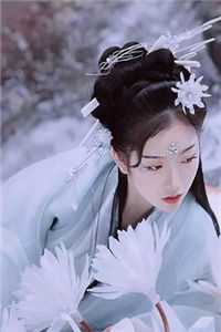 妈咪大佬她一心想领退休金