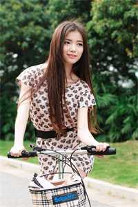 身为主角，我除了女帝老婆一无所有