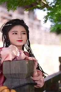 他清冷撩人，娇妻夜夜难眠