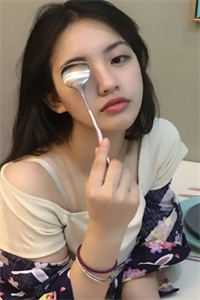 穿成暴君女儿，爹爹靠读心反败为胜