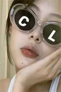 快穿：阻止老公们黑化后，她被宠上天精彩小说