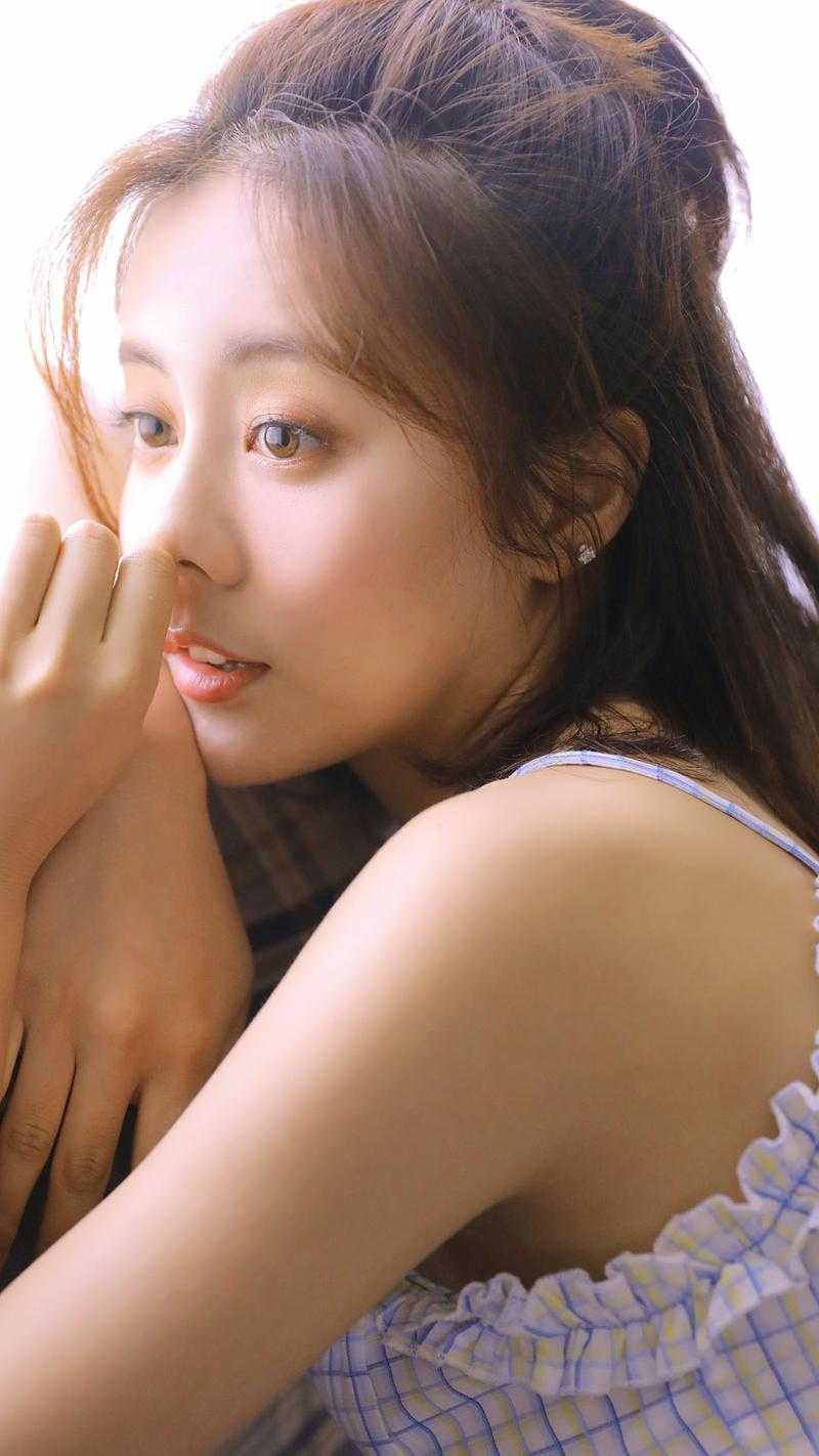 穿成霸总妻,我炮灰碾压女主角小说
