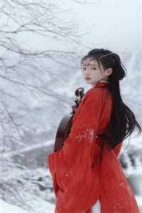 小说纯爱战士出手：女魔头乖乖在怀撒娇