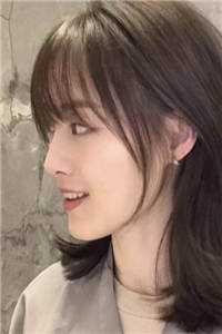 畅销书籍重生后，一穷二白的农家女暴富了