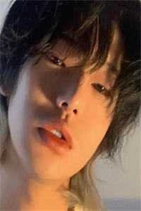小说后宫独宠：暴君私底下是小奶狗