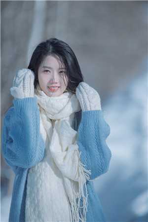 雪落繁花似锦雪容霍淳修