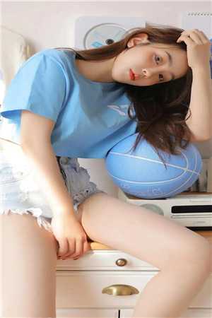 怀双胎，我孕吐不停吓坏高冷机长